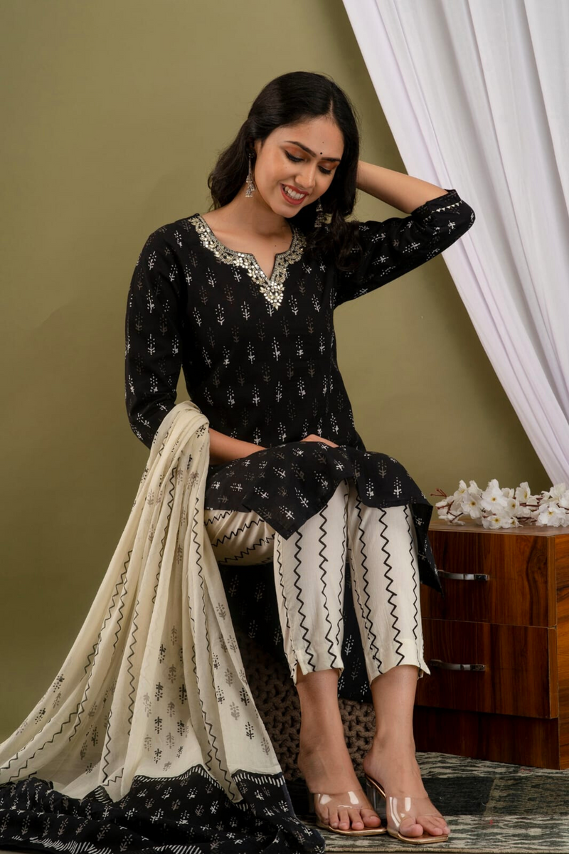 Black Beauty Kurta Set